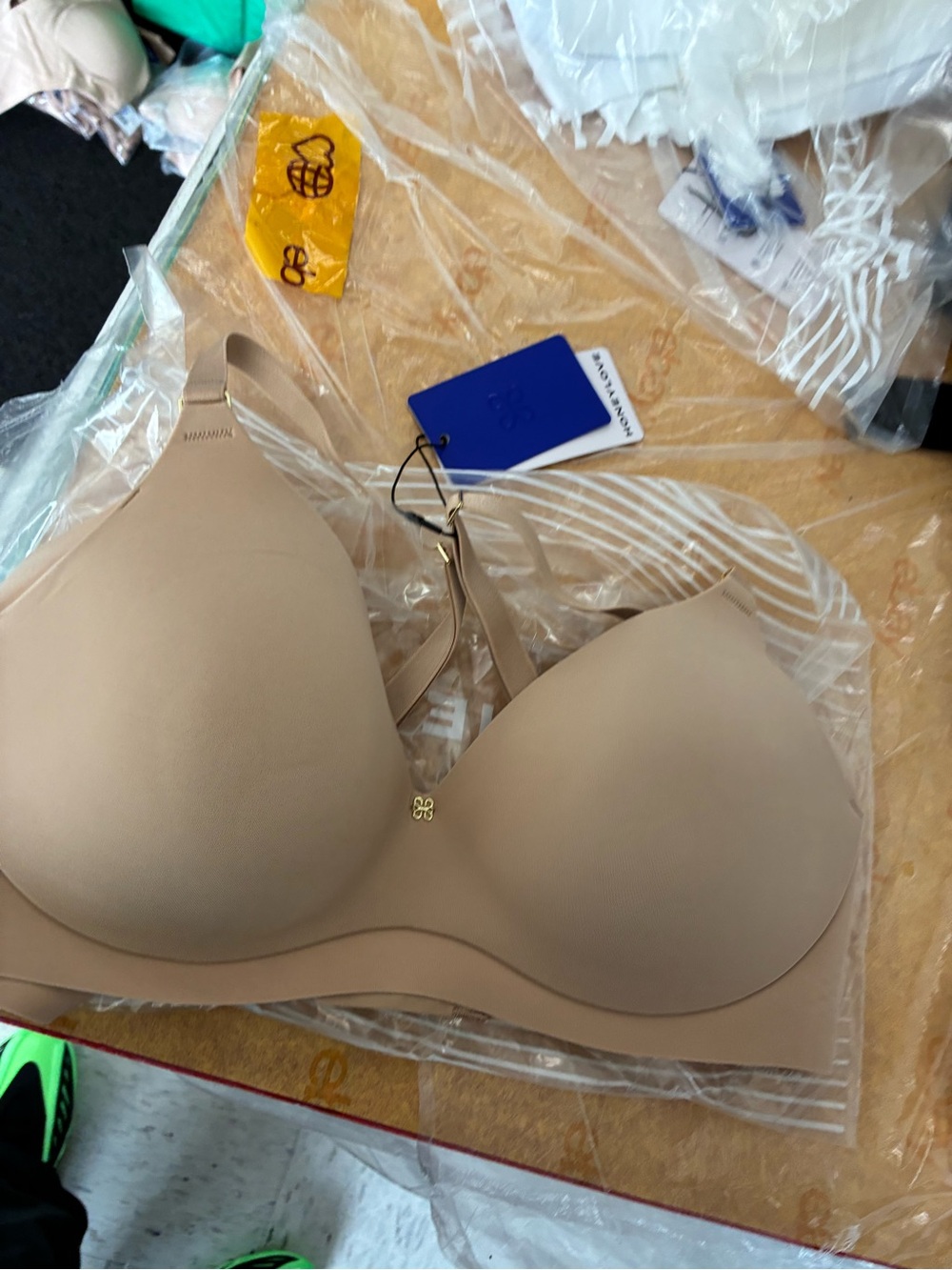 Honeylove Cloudembrace Wireless Bra Sand New NWT SZ 36C - Picture 4 of 8